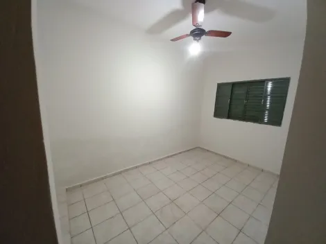 Alugar Casa / Padrão em Ribeirão Preto R$ 1.600,00 - Foto 9