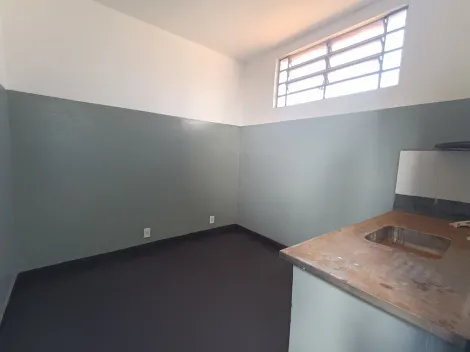 Comercial padrão / Salão em Ribeirão Preto Alugar por R$4.000,00