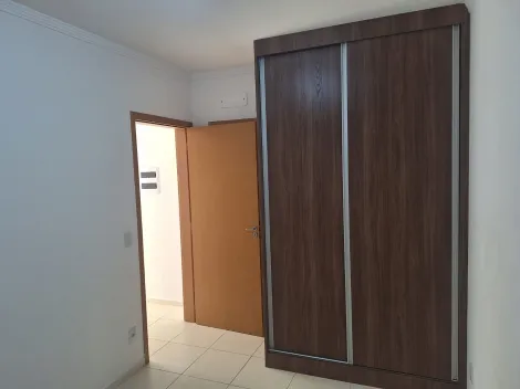 Alugar Apartamento / Padrão em Ribeirão Preto R$ 1.600,00 - Foto 6