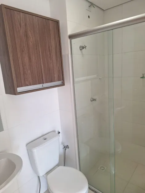 Alugar Apartamento / Padrão em Ribeirão Preto R$ 1.600,00 - Foto 12