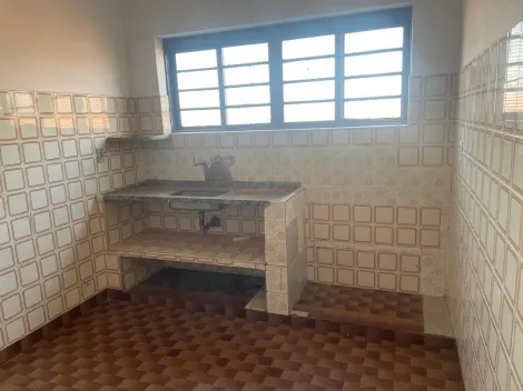 Alugar Casa / Padrão em Ribeirão Preto R$ 1.000,00 - Foto 9