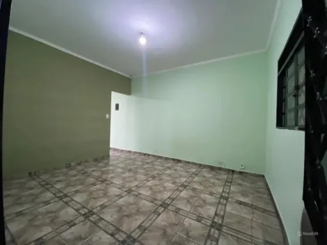 Alugar Casa / Padrão em Ribeirão Preto R$ 1.300,00 - Foto 2