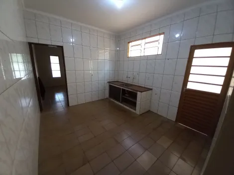 Alugar Casa / Padrão em Ribeirão Preto R$ 1.500,00 - Foto 3