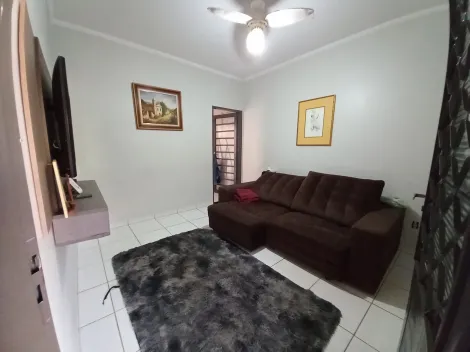 Alugar Casa / Padrão em Ribeirão Preto R$ 1.700,00 - Foto 4