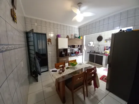 Alugar Casa / Padrão em Ribeirão Preto R$ 1.700,00 - Foto 5