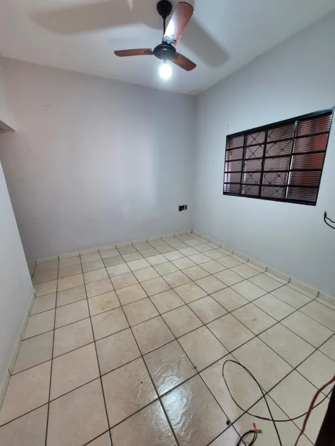 Comprar Casa / Padrão em Jardinópolis R$ 212.000,00 - Foto 4