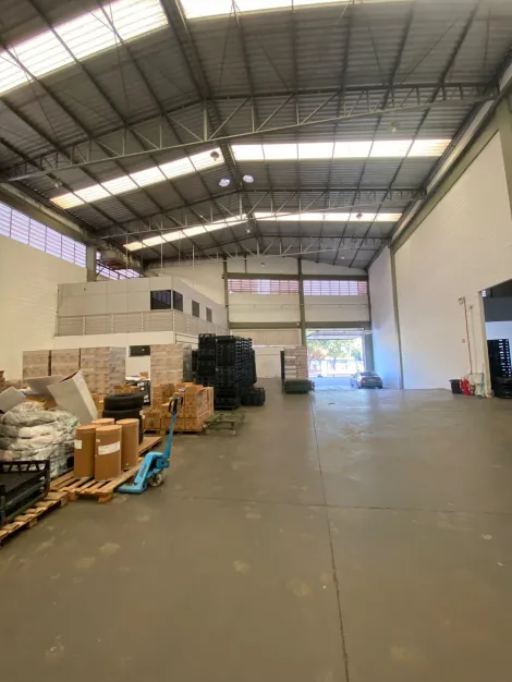 Alugar Comercial padrão / Galpão - Armazém em Ribeirão Preto R$ 25.000,00 - Foto 1