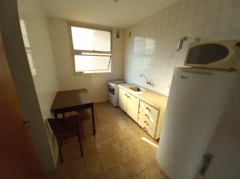 Alugar Apartamento / Padrão em Ribeirão Preto R$ 900,00 - Foto 3