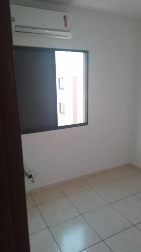 Alugar Apartamento / Padrão em Ribeirão Preto R$ 1.300,00 - Foto 8