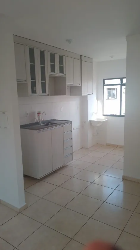 Alugar Apartamento / Padrão em Ribeirão Preto R$ 1.300,00 - Foto 4