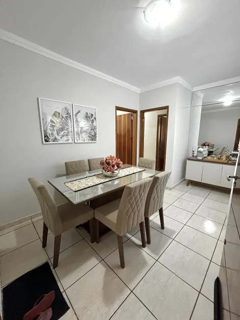 Apartamento / Padrão em Ribeirão Preto 