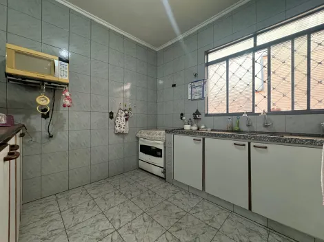 Comprar Casa / Padrão em Ribeirão Preto R$ 850.000,00 - Foto 2