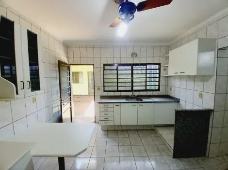 Alugar Casa / Padrão em Ribeirão Preto R$ 2.400,00 - Foto 7