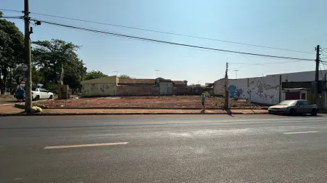 Alugar Terreno / Padrão em Ribeirão Preto R$ 11.000,00 - Foto 2