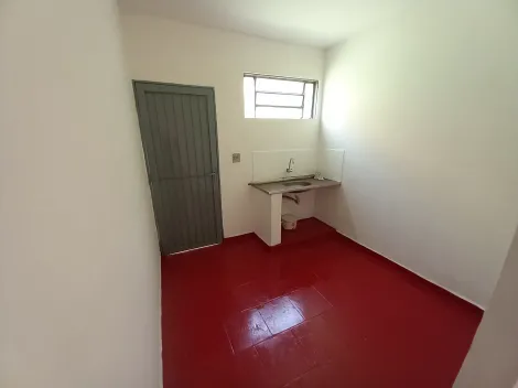 Alugar Casa / Padrão em Ribeirão Preto R$ 700,00 - Foto 6