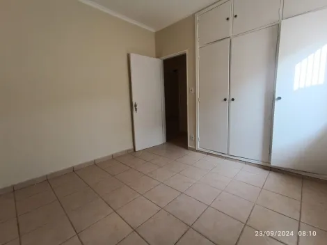 Alugar Casa / Padrão em Ribeirão Preto R$ 2.200,00 - Foto 14