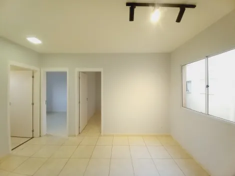 Apartamento / Padrão em Ribeirão Preto Alugar por R$950,00