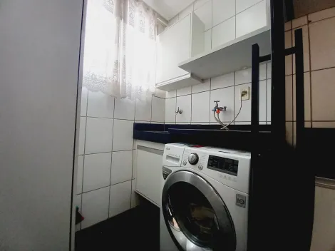 Alugar Apartamento / Padrão em Ribeirão Preto R$ 1.500,00 - Foto 13