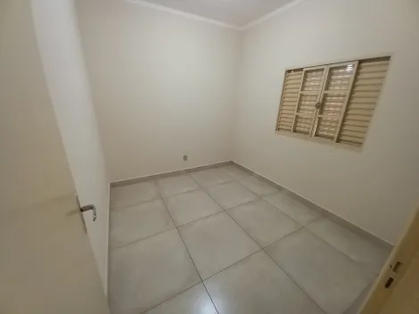 Alugar Casa / Padrão em Ribeirão Preto R$ 1.200,00 - Foto 5