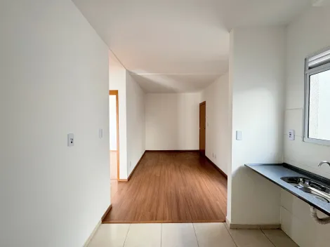 Alugar Apartamento / Padrão em Ribeirão Preto R$ 1.000,00 - Foto 8