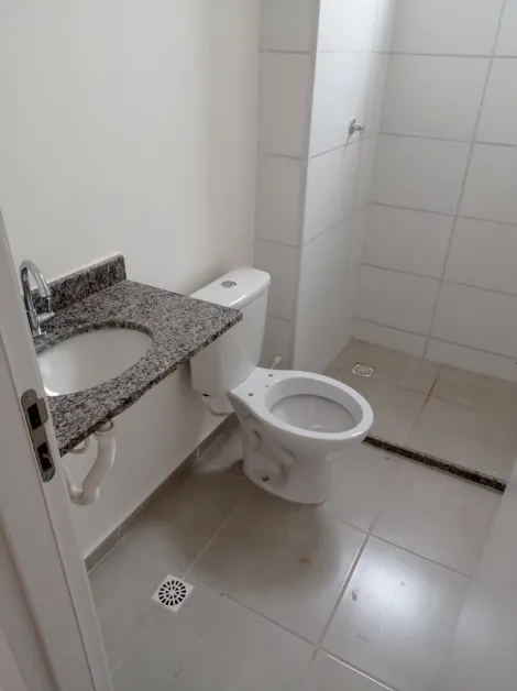 Alugar Apartamento / Padrão em Ribeirão Preto R$ 900,00 - Foto 8