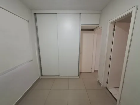 Alugar Apartamento / Padrão em Ribeirão Preto R$ 1.800,00 - Foto 7