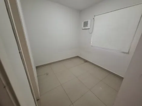 Alugar Apartamento / Padrão em Ribeirão Preto R$ 1.800,00 - Foto 6