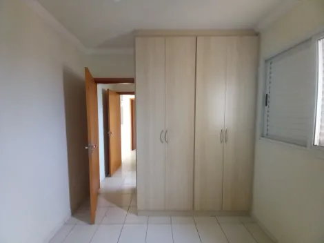 Alugar Apartamento / Padrão em Ribeirão Preto R$ 1.600,00 - Foto 4