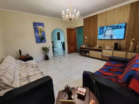 Casa / Padrão em Ribeirão Preto 