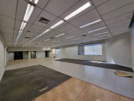 Alugar Comercial padrão / Salão em Ribeirão Preto R$ 15.000,00 - Foto 3