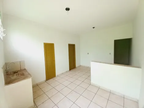 Alugar Casa / Padrão em Ribeirão Preto R$ 990,00 - Foto 5