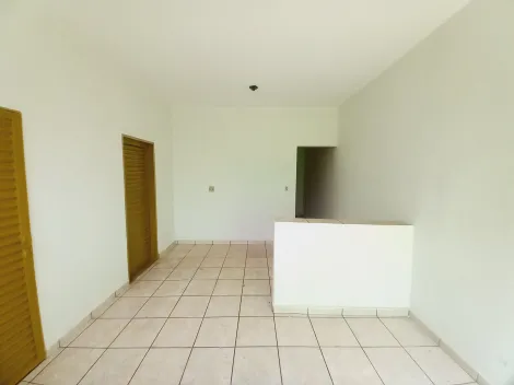 Alugar Casa / Padrão em Ribeirão Preto R$ 990,00 - Foto 1