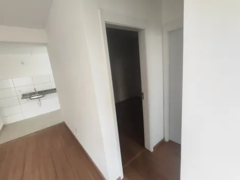 Alugar Apartamento / Padrão em Ribeirão Preto R$ 1.200,00 - Foto 4