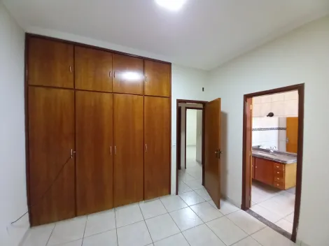 Alugar Casa / Padrão em Ribeirão Preto R$ 2.500,00 - Foto 12