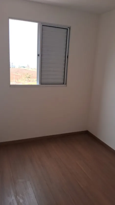 Alugar Apartamento / Padrão em Ribeirão Preto R$ 1.000,00 - Foto 4