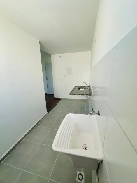 Alugar Apartamento / Padrão em Ribeirão Preto R$ 1.600,00 - Foto 10