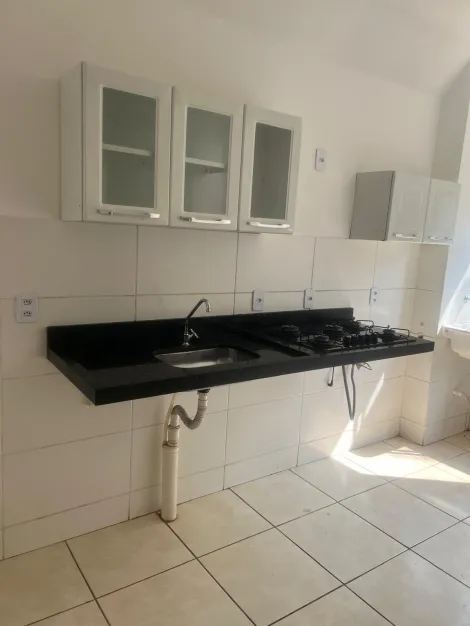 Alugar Apartamento / Padrão em Ribeirão Preto R$ 850,00 - Foto 4