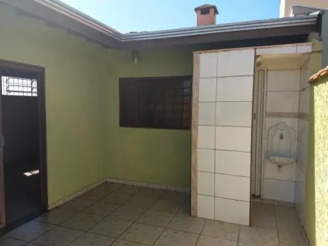 Alugar Casa / Padrão em Cravinhos R$ 2.200,00 - Foto 2