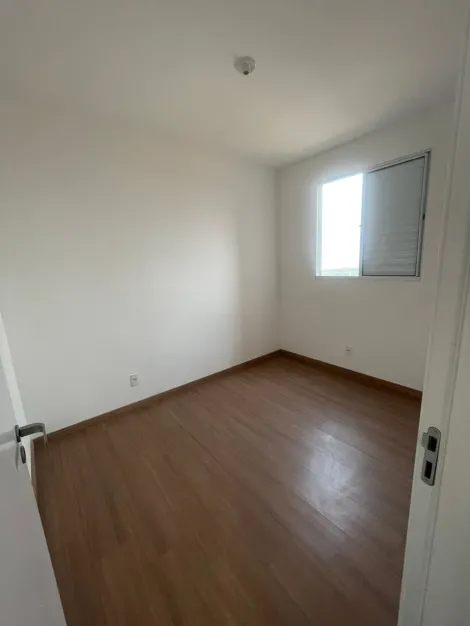 Alugar Apartamento / Padrão em Ribeirão Preto R$ 1.000,00 - Foto 9