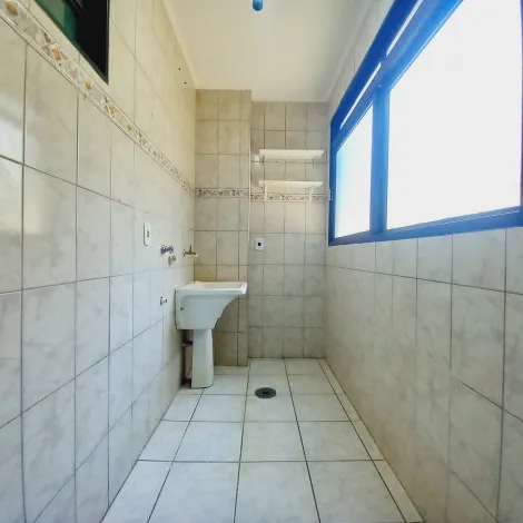 Alugar Apartamento / Padrão em Ribeirão Preto R$ 1.700,00 - Foto 8