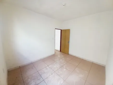 Alugar Casa / Padrão em Ribeirão Preto R$ 550,00 - Foto 4