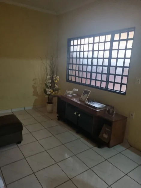 Comprar Casa / Padrão em Ribeirão Preto R$ 360.000,00 - Foto 2