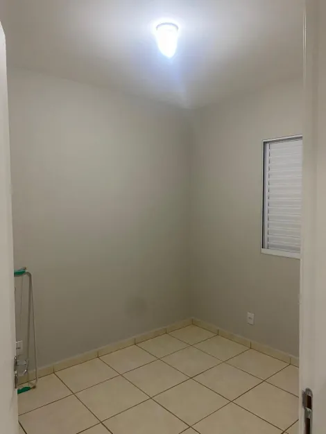 Alugar Apartamento / Padrão em Ribeirão Preto R$ 1.000,00 - Foto 3