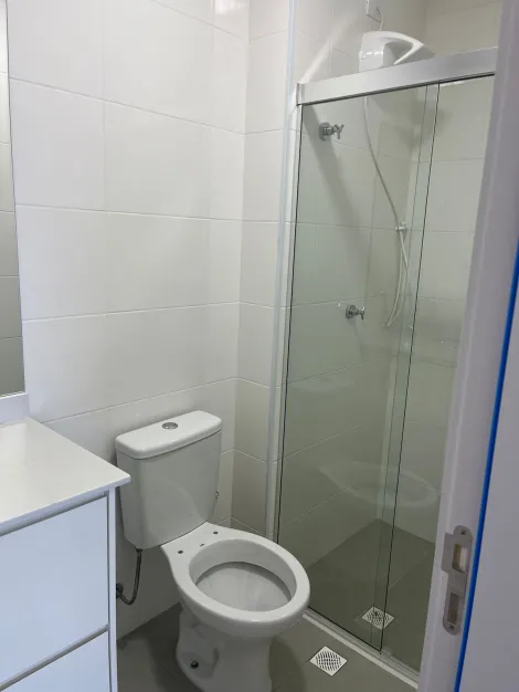 Alugar Apartamento / Padrão em Ribeirão Preto R$ 2.200,00 - Foto 7