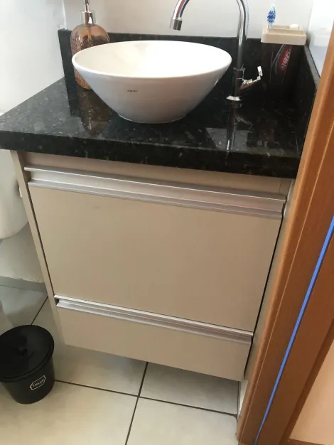 Alugar Apartamento / Padrão em Ribeirão Preto R$ 1.000,00 - Foto 14