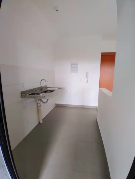 Alugar Apartamento / Padrão em Ribeirão Preto R$ 1.600,00 - Foto 6