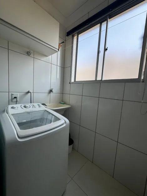 Comprar Apartamento / Padrão em São José do Rio Preto R$ 200.000,00 - Foto 6