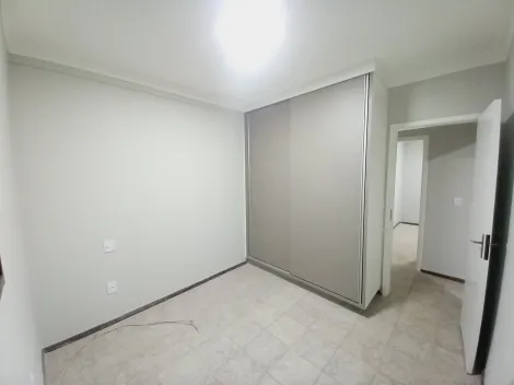 Alugar Apartamento / Padrão em Ribeirão Preto R$ 1.200,00 - Foto 9