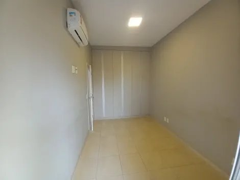 Alugar Apartamento / Padrão em Ribeirão Preto R$ 1.700,00 - Foto 11