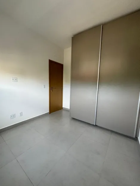 Alugar Apartamento / Padrão em Ribeirão Preto R$ 3.300,00 - Foto 8